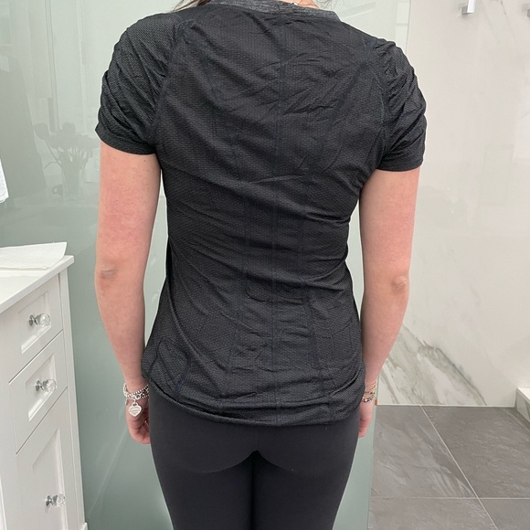 Lululemon V-neck Running Top - Picture 3 of 3